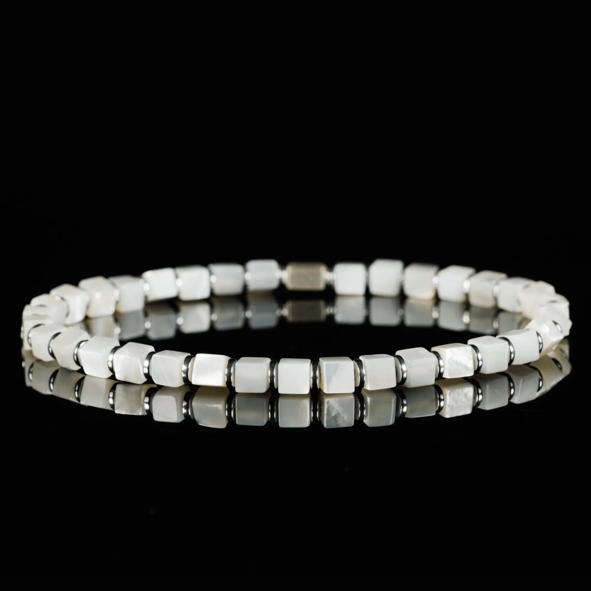 Mother of Pearl Bracelet I (4mm)