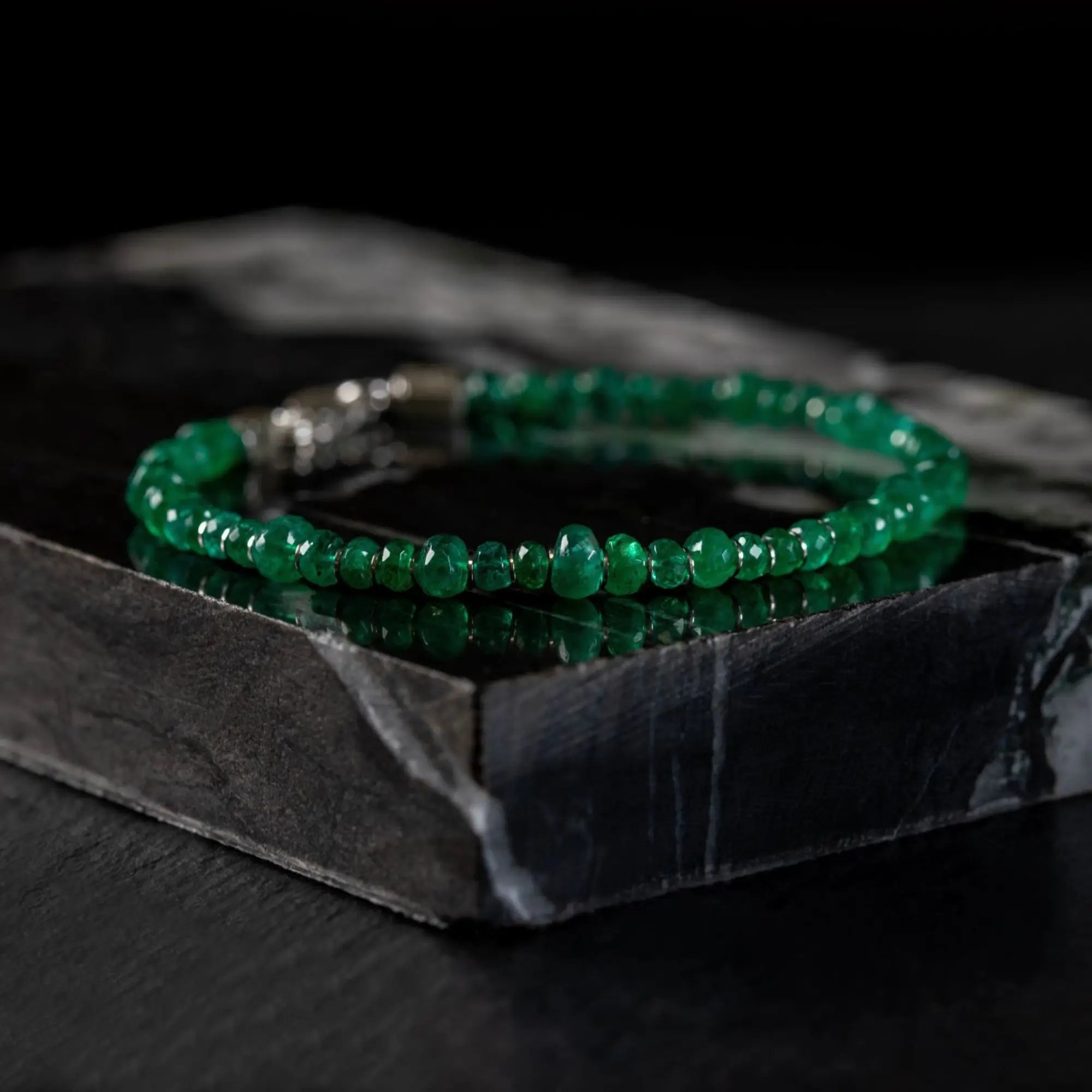 Exclusive Emerald Bracelet IV (3.7-5.8mm)